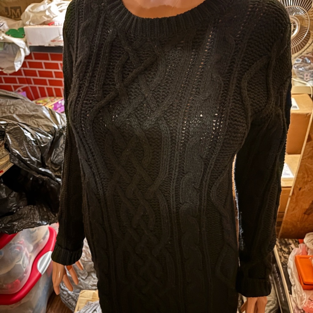 Women’s Moda International Black Long Sleeve Sweater Dress Size M